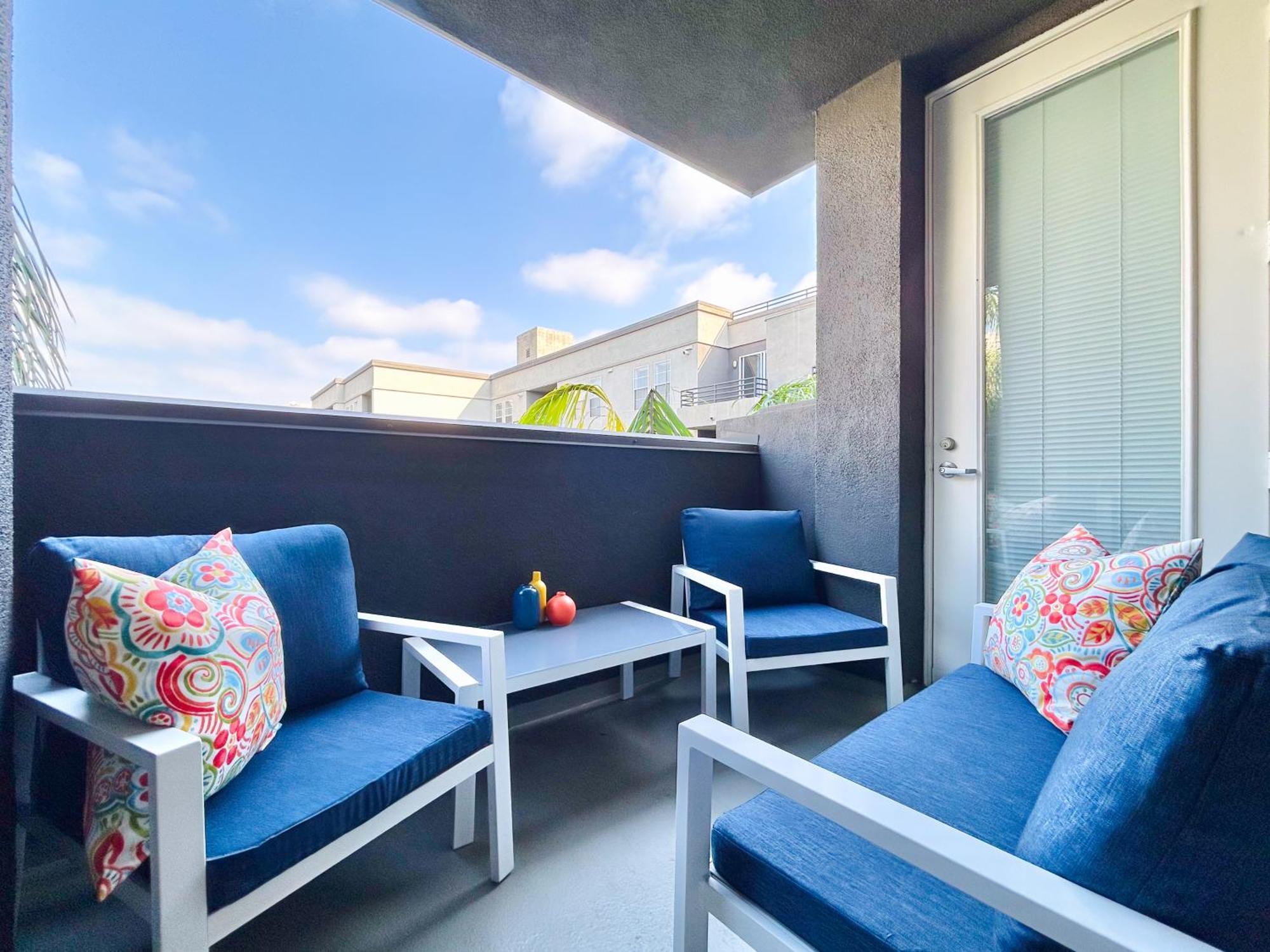 2Bd 2Ba Santa Monica Apartment With Relaxing Pool View Los Angeles Kültér fotó
