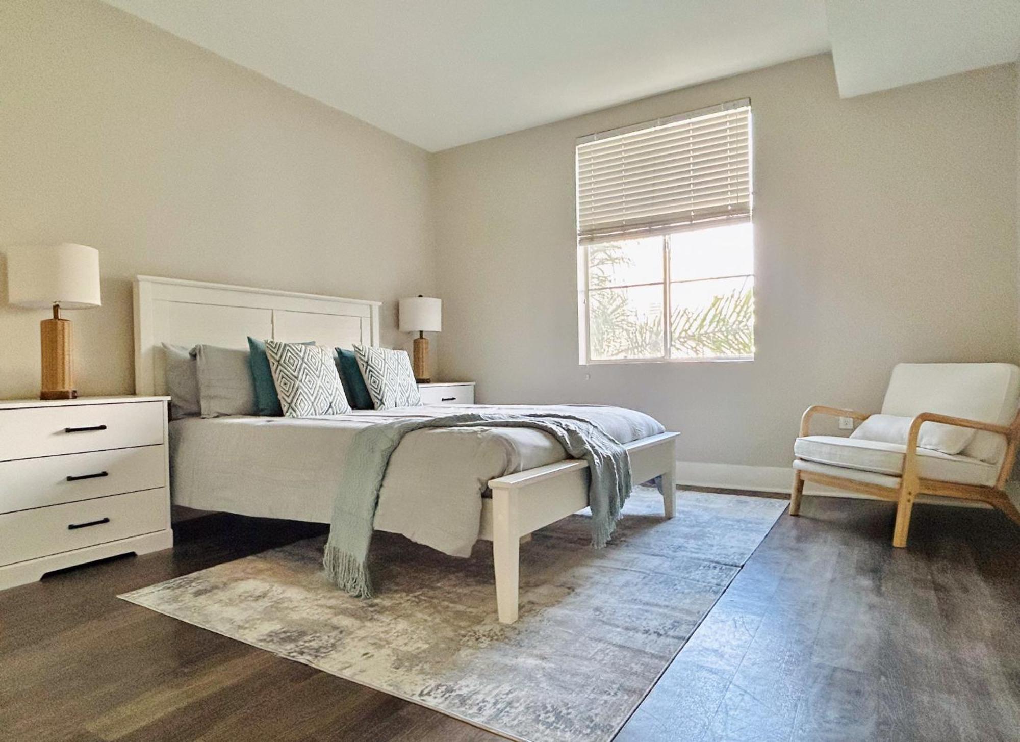 2Bd 2Ba Santa Monica Apartment With Relaxing Pool View Los Angeles Kültér fotó