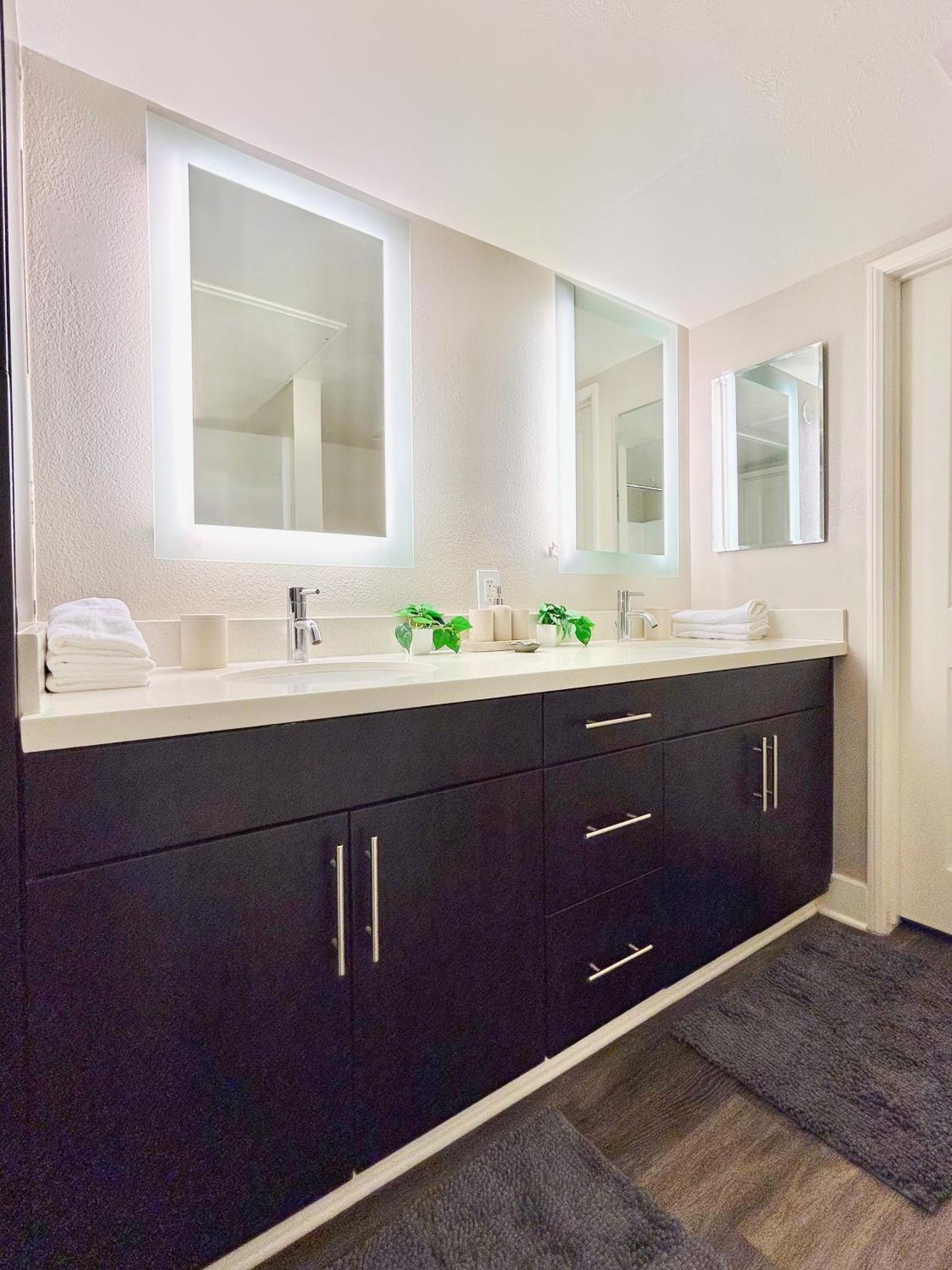 2Bd 2Ba Santa Monica Apartment With Relaxing Pool View Los Angeles Kültér fotó
